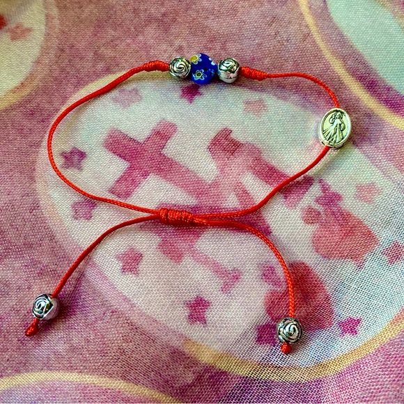 Adjustable Divine Mercy Jesus Charm Bracelet Catholic Gift Christian Bracelet - Picture 1 of 7